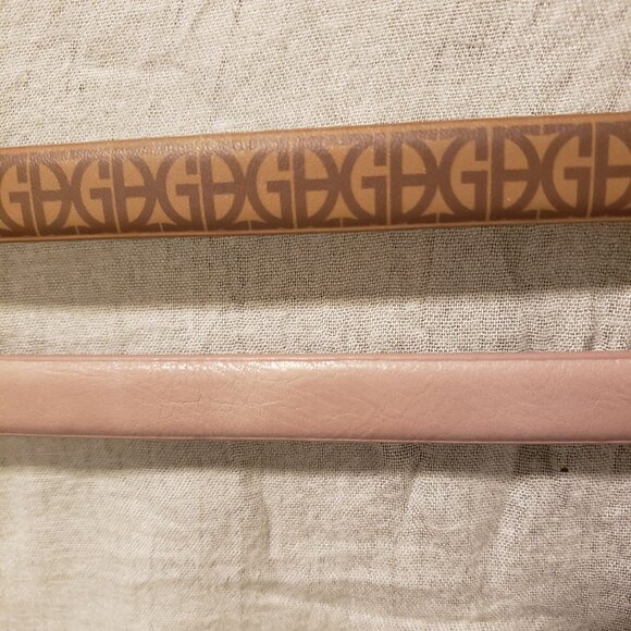 Gianni Bernini Set of 2 Skinny Belts Pink Logo Goldtone Buckle 2X EUC - Picture 4 of 8